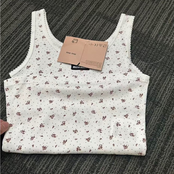 Miu Miu White Floral Tank Top - Picture 4 of 6